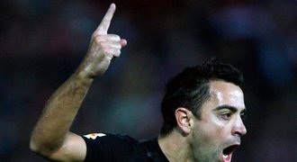 Barcelona vyhrála v Granadě, Xavi si připsal rekordní prvenství