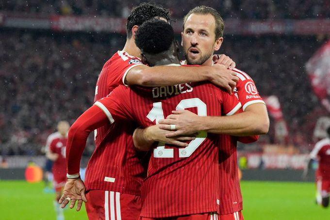 LM ONLINE: Bayern - Arsenal 1:1. Como deklasovalo United! Real hostí Lipsko LM ONLINE: Bayern - Arsenal 1:1. Como deklasovalo United! Real hostí Lipsko