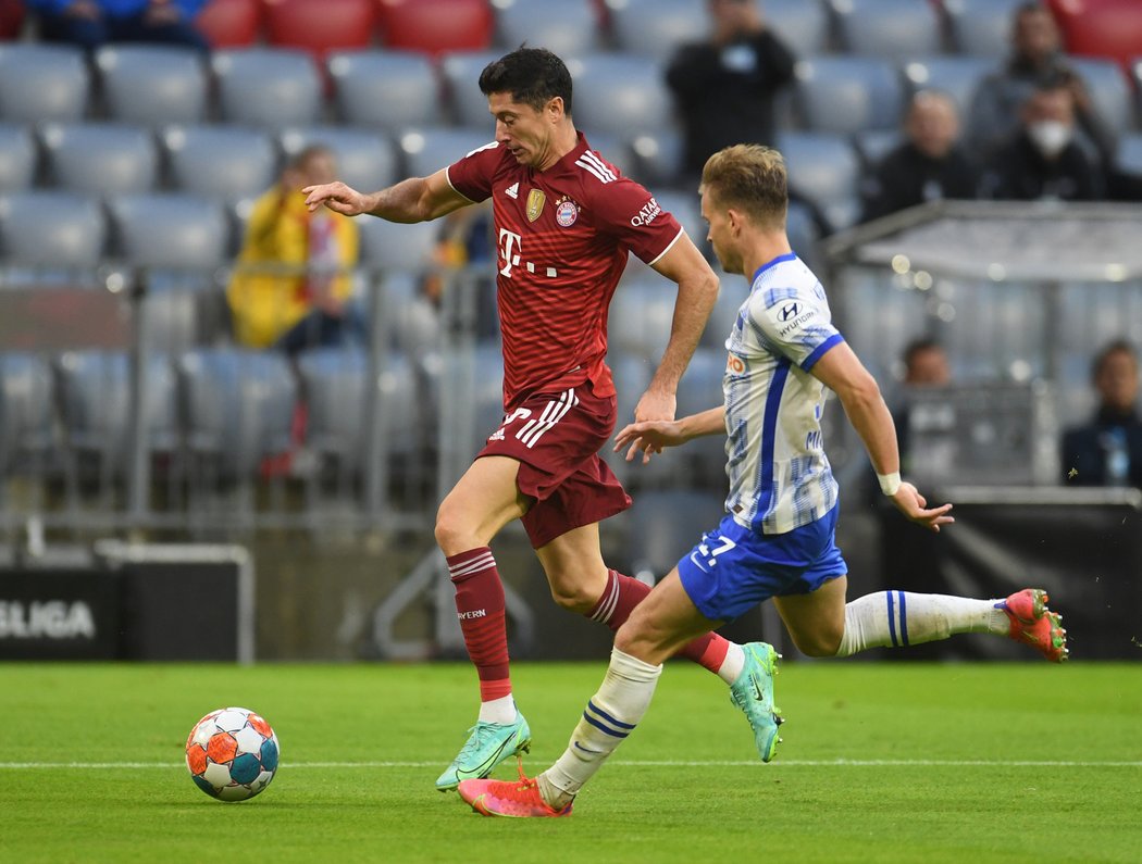 Robert Lewandowski dal berlínskému soupeři hattrick