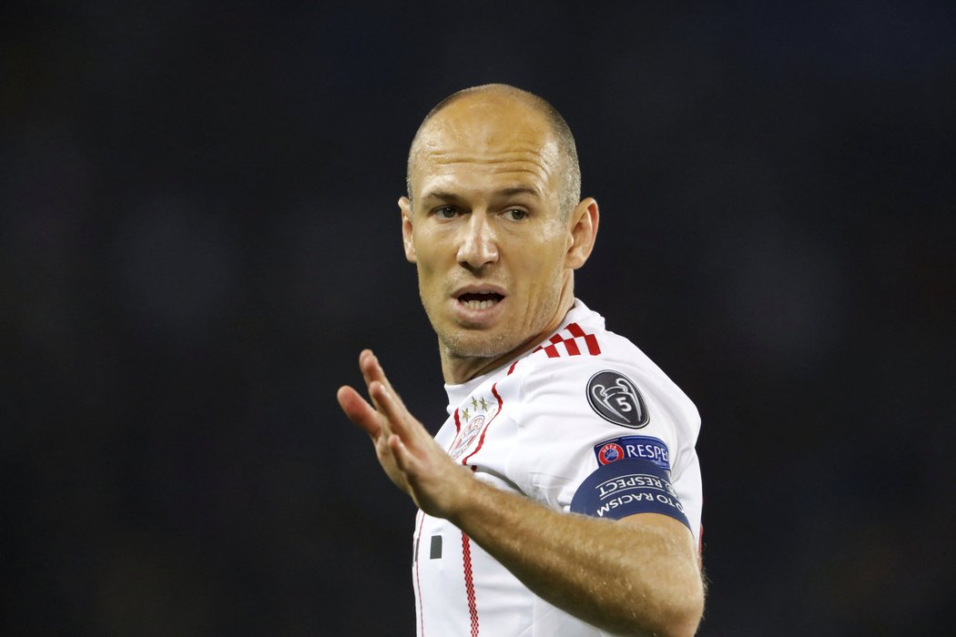 Arjen Robben po prohře s PSG nechtěl komentovat, zda Bayern stojí za trenérem