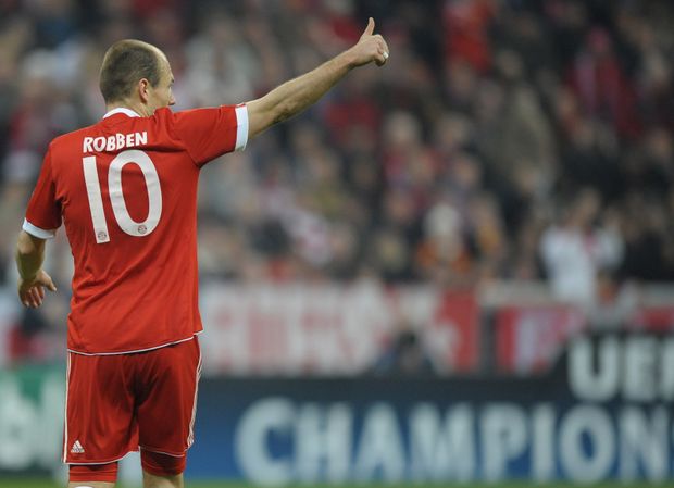 Arjen Robben rozhodl o výhře Bayernu Arjen Robben rozhodl o výhře Bayernu