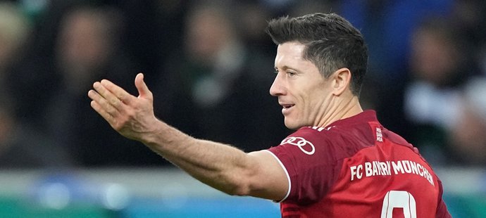 Rozladěný kanonýr Bayernu Robert Lewandowski