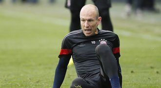 Robben nechápal prohru s Českem. Nadávkami budil doma své děti