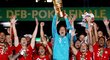 Oslavy Bayernu po triumfu v Německém poháru