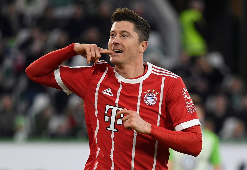Robert Lewandowski proměněnou penaltou zařídil Bayernu vítězství