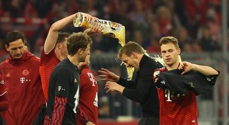 Schick se trefil poprvé po zranění, Bayern má desátý titul v řadě