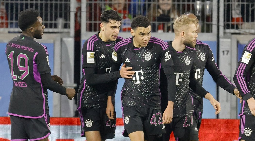 Další ztráta Bayernu, ve Freiburgu pouze remizoval