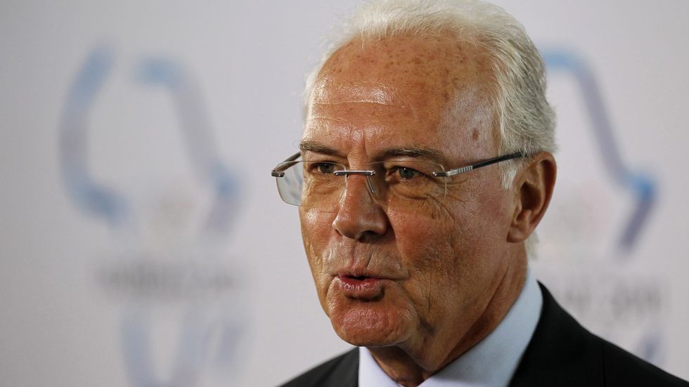 FIFA provizorně suspendovala na 90 dnů německou legendu Franze Beckenbauera