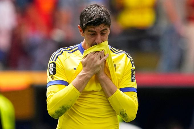 Rána pro Belgii! Kouč rozhodl a Courtois zadržoval slzy. Experti litují náhradníka Rána pro Belgii! Kouč rozhodl a Courtois zadržoval slzy. Experti litují náhradníka