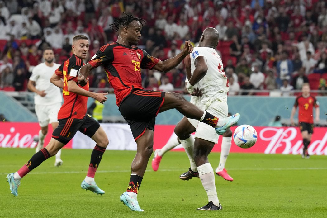  Michy Batshuayi dal první gól v zápase s Kanadou