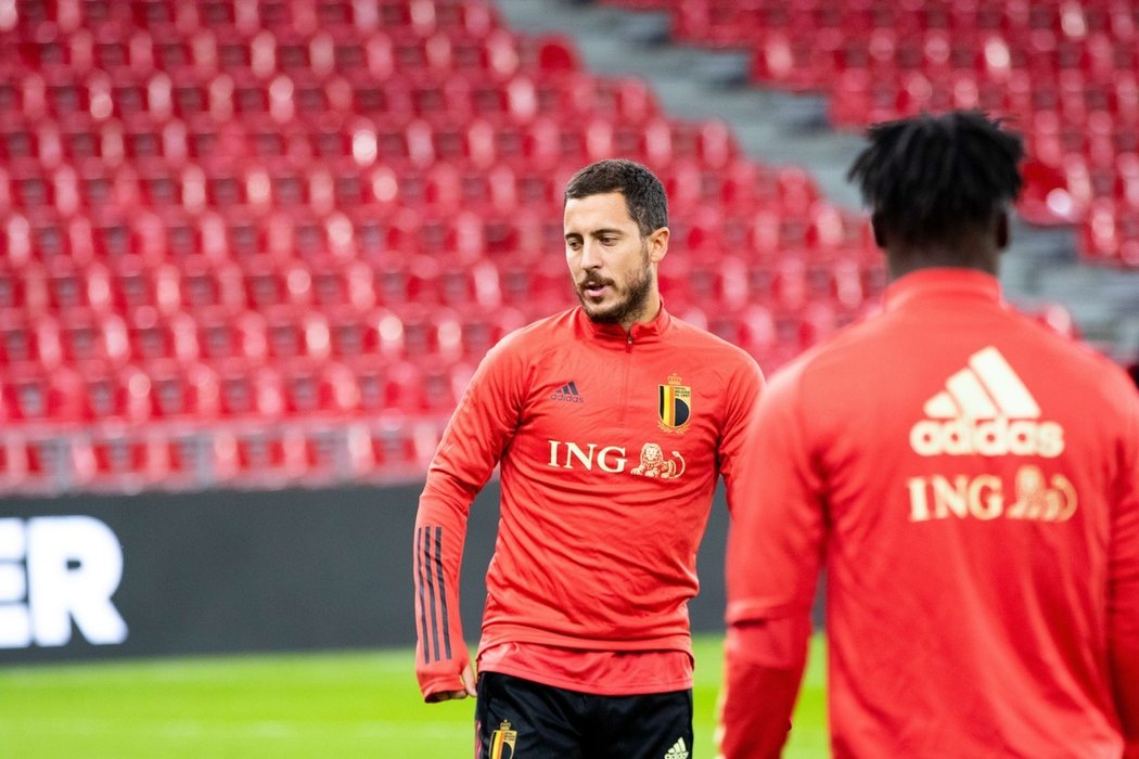 Belgická hvězda Eden Hazard na srazu reprezentace, kde ale nebyl fyzicky připravený na to, aby zasáhl do zápasů