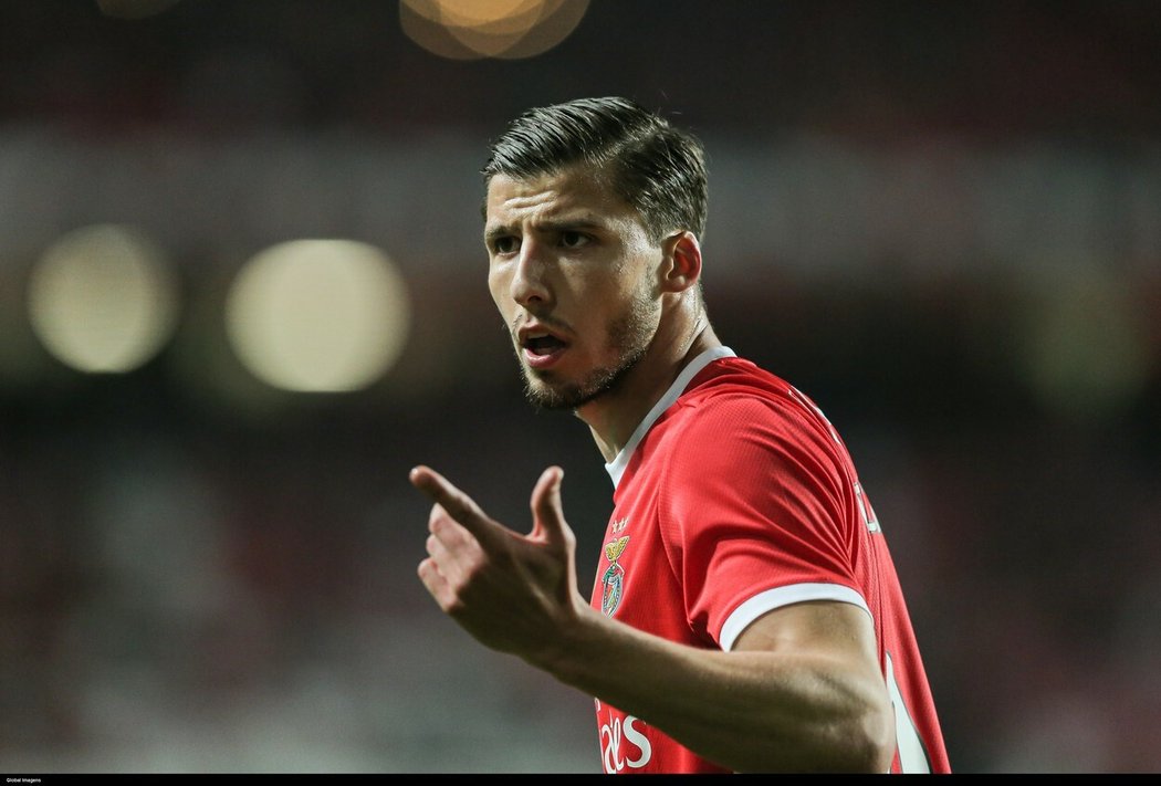 Rúben Dias prošel akademií Benfiky a stal se jedním z nejlepších stoperů současnosti