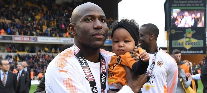 Benik Afobe s dcerkou Amorou na jaře 2018