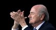 Sepp Blatter krátce poté, co se poáté za sebou stal prezidentem FIFA