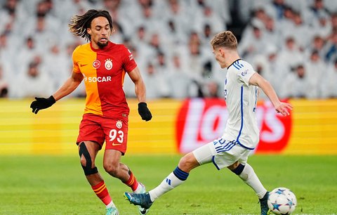 Sacha Boey v dresu Galatasaray