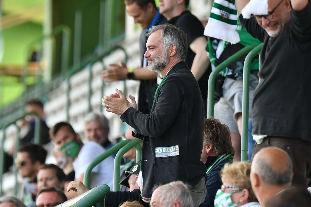 Jedním z fanoušků, kteří se na zápas s Teplicemi dostali přímo na stadion, byl známý herec a věrný příznivec Klokanů Ivan Trojan