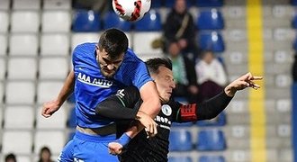 Komisi překvapila reakce Bohemians. Za Liberec tresty pro sudí, ale...