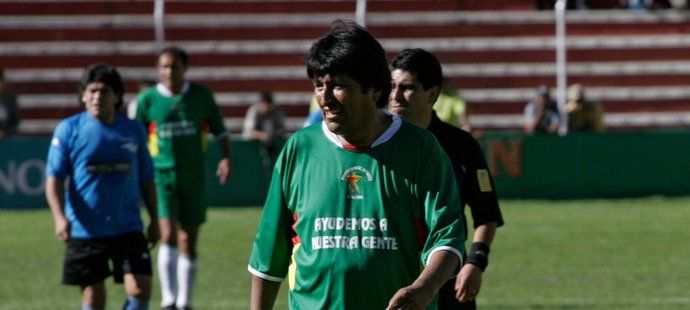 Bolivijský prezident Evo Morales si zahraje první fotbalovou ligu