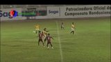 VIDEO: Vyloučeného vyhnali až pepřovým sprejem