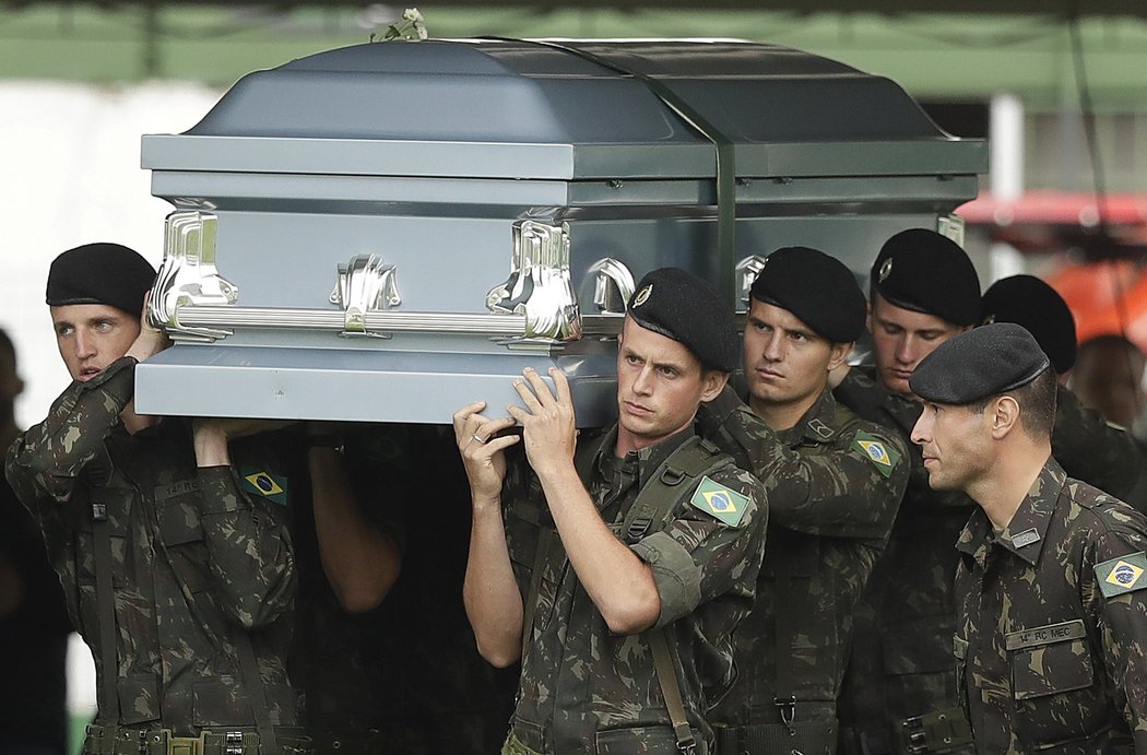 Smutné následky úterní letecké tragédie s fotbalovým týmem Chapecoense