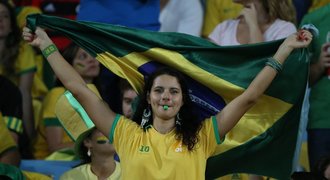 Soud v Brazílii zastavil stavbu stadionu pro MS: Dělníkům hrozí nebezpečí