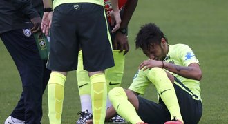 Panika v Brazílii! Neymar se zranil na tréninku, museli ho ošetřovat