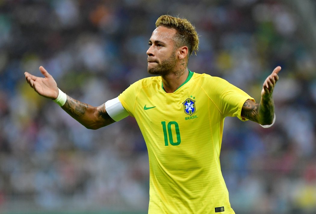 Neymar během zápasu proti Argentině