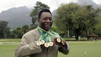 Když se Pelé zranil, Masopust nám zakázal ho faulovat. České legendy vzpomínají na brazilského fotbalistu