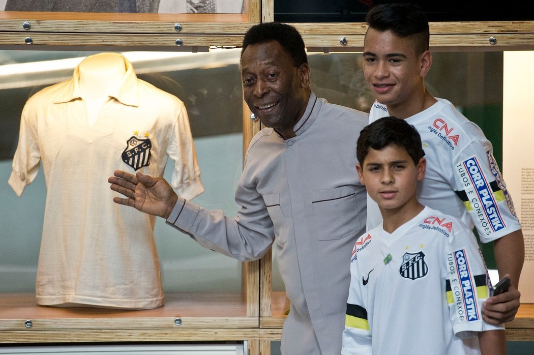 Legendární Pelé zemřel v nemocnici obklopen svou rodinou
