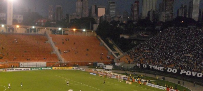 Takhle vypadá tribuna při brazilském derby Palmeiras s Corinthiansem