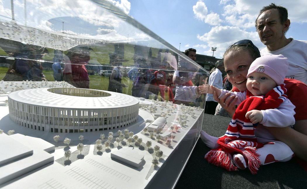 Brněnští fanoušci se dnes mohli seznámit s novou podobou stadionu za Lužánkami