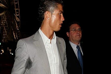 Cristiano Ronaldo a pot