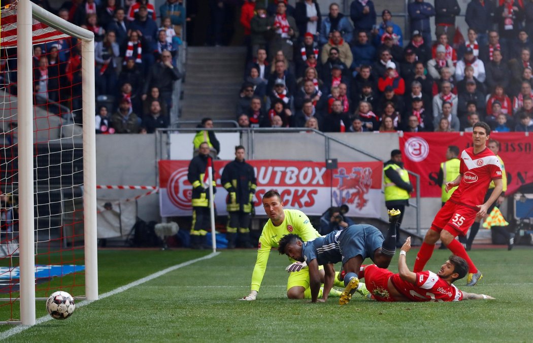 Bayern neměl s domácím Düsseldorfem příliš starostí