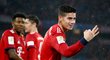 Fotbalisté Bayernu deklasovali v 26. kole německé ligy doma Mohuč 6:0 a vrátili se na první místo. Hattrickem se na výhře podílel James Rodríguez.