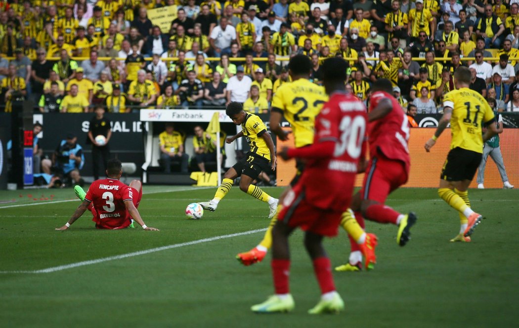 Bayer Leverkusen v úvodním kole zavítal na hřiště Borussie Dortmund