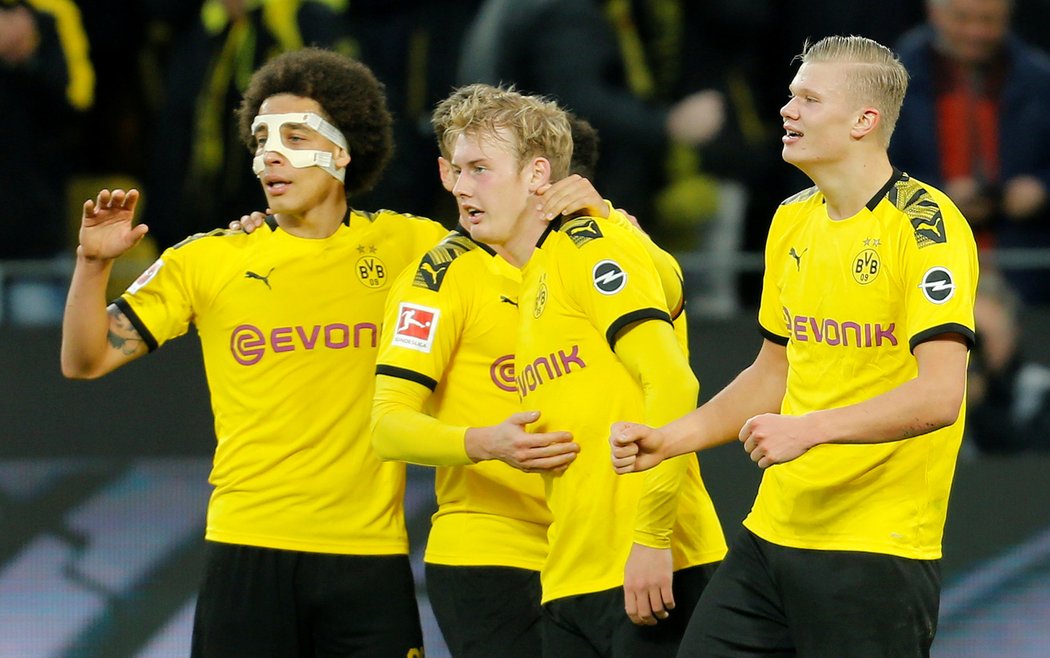 Erling Haaland zaznamenal při výhře Dortmundu další dvě trefy