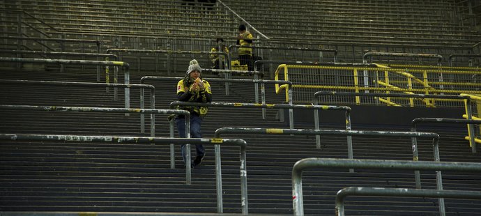 Na stadionu Dortmundu bylo v pondělí nezvykle prázdno