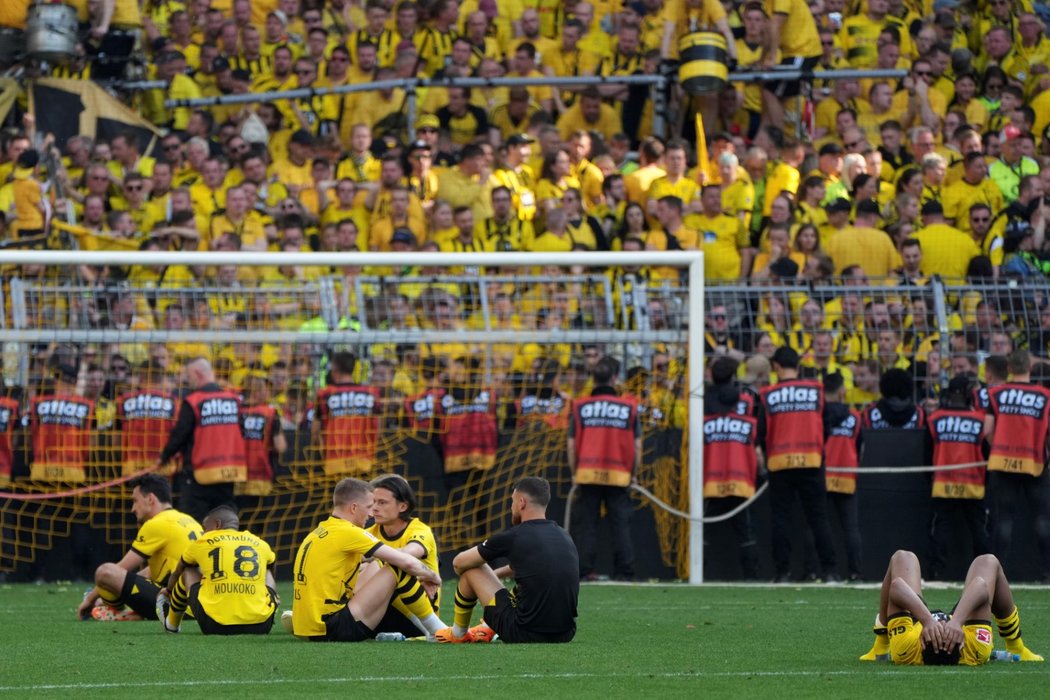 Dortmund doma ztratil titul