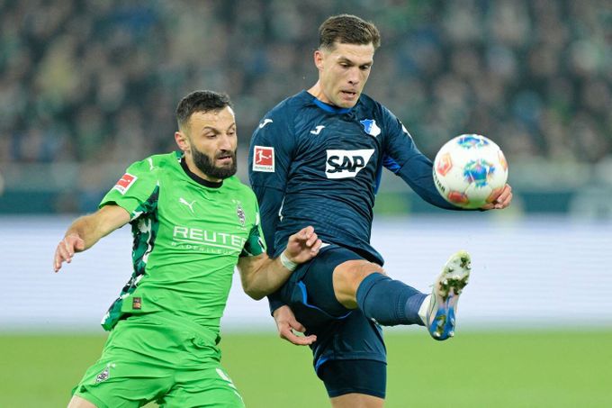 Hranáč s Coufalem u kanonády Hoffenheimu 5:1. Bayern musel otáčet, slaví i Lipsko Hranáč s Coufalem u kanonády Hoffenheimu 5:1. Bayern musel otáčet, slaví i Lipsko