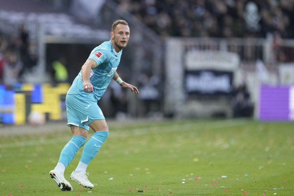 Hoffenheim ztratil vedení s Mohučí. Hranáč s Coufalem odehráli celý zápas Hoffenheim ztratil vedení s Mohučí. Hranáč s Coufalem odehráli celý zápas