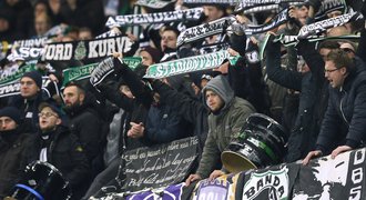 Fanoušci Mönchengladbachu se porvali, jeden je v kritickém stavu