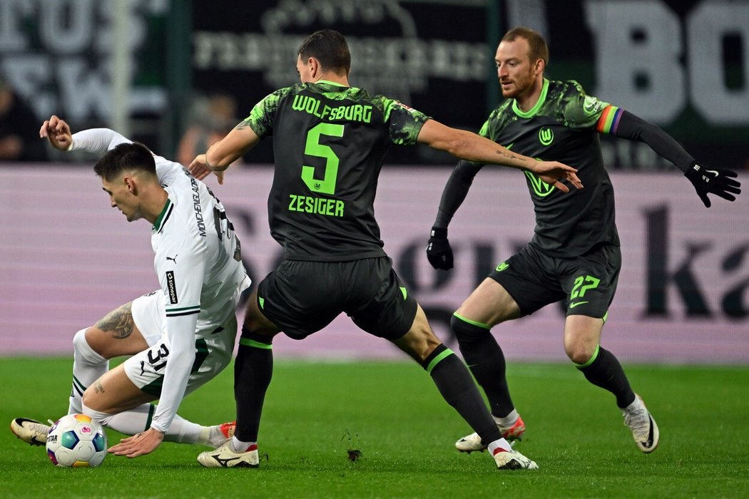 Český útočník Tomáš Čvančara v zápase proti Wolfsburgu