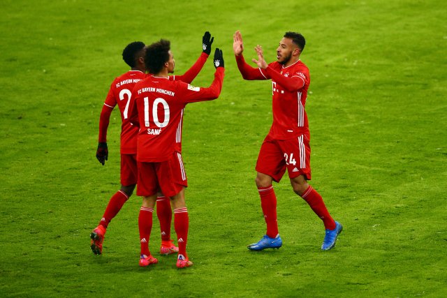 Bayern dvakrát v zápase s Bielefeldem prohrával o dvě branky, nakonec duel skončil remizou 3:3