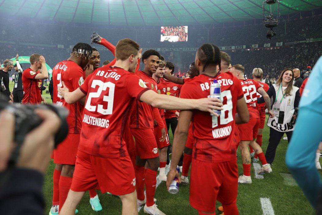 Fotbalisté Lipska obhájili triumf v německém poháru