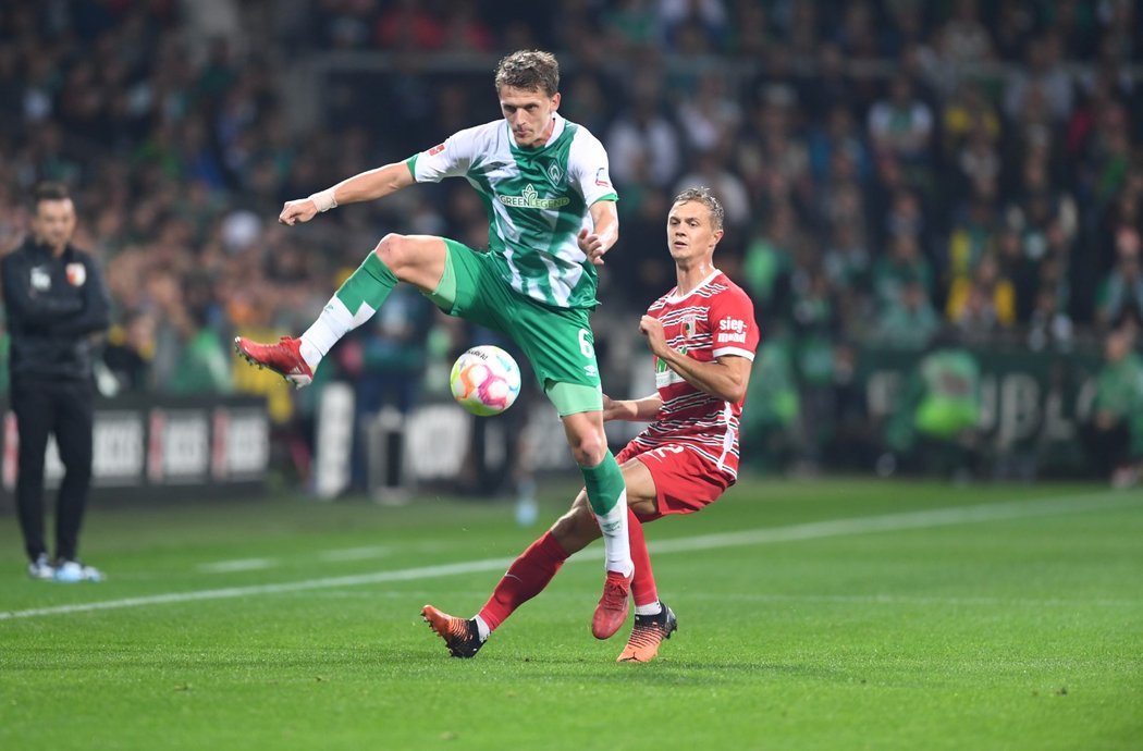 Werder Brémy s Augsburgem prohrál