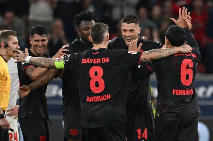 Schickova show! Proti Lipsku nasázel hattrick, Leverkusen se rve o Ligu mistrů Schickova show! Proti Lipsku nasázel hattrick, Leverkusen se rve o Ligu mistrů