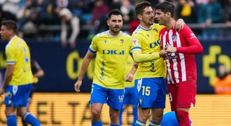 Atlético padlo s adeptem na sestup! Girona zůstává před Barcelonou