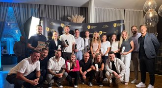 Elitní jedenáctka podle hráčů: ceny převzali slávisté, hlasy dostali bývalí sparťané Elitní jedenáctka podle hráčů: ceny převzali slávisté, hlasy dostali bývalí sparťané