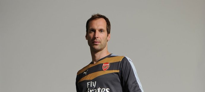 Petr Čech změnil působiště, bude chytat v Arsenalu