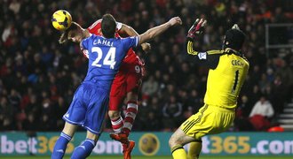 Čech má klubový rekord, Arsenal po výhře nad Cardiffem vede